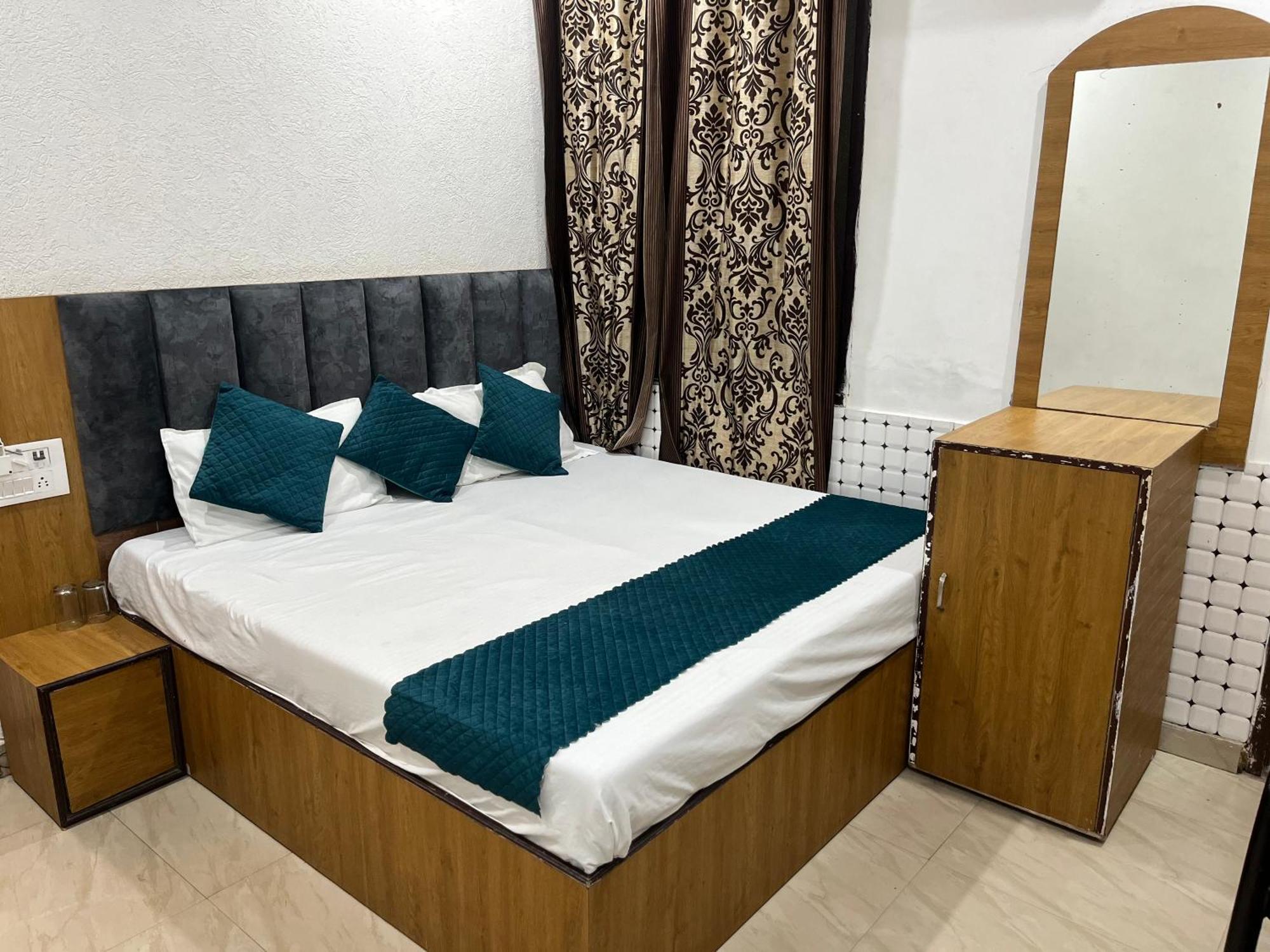 Sharma'S Bnb Amritsar Exterior foto