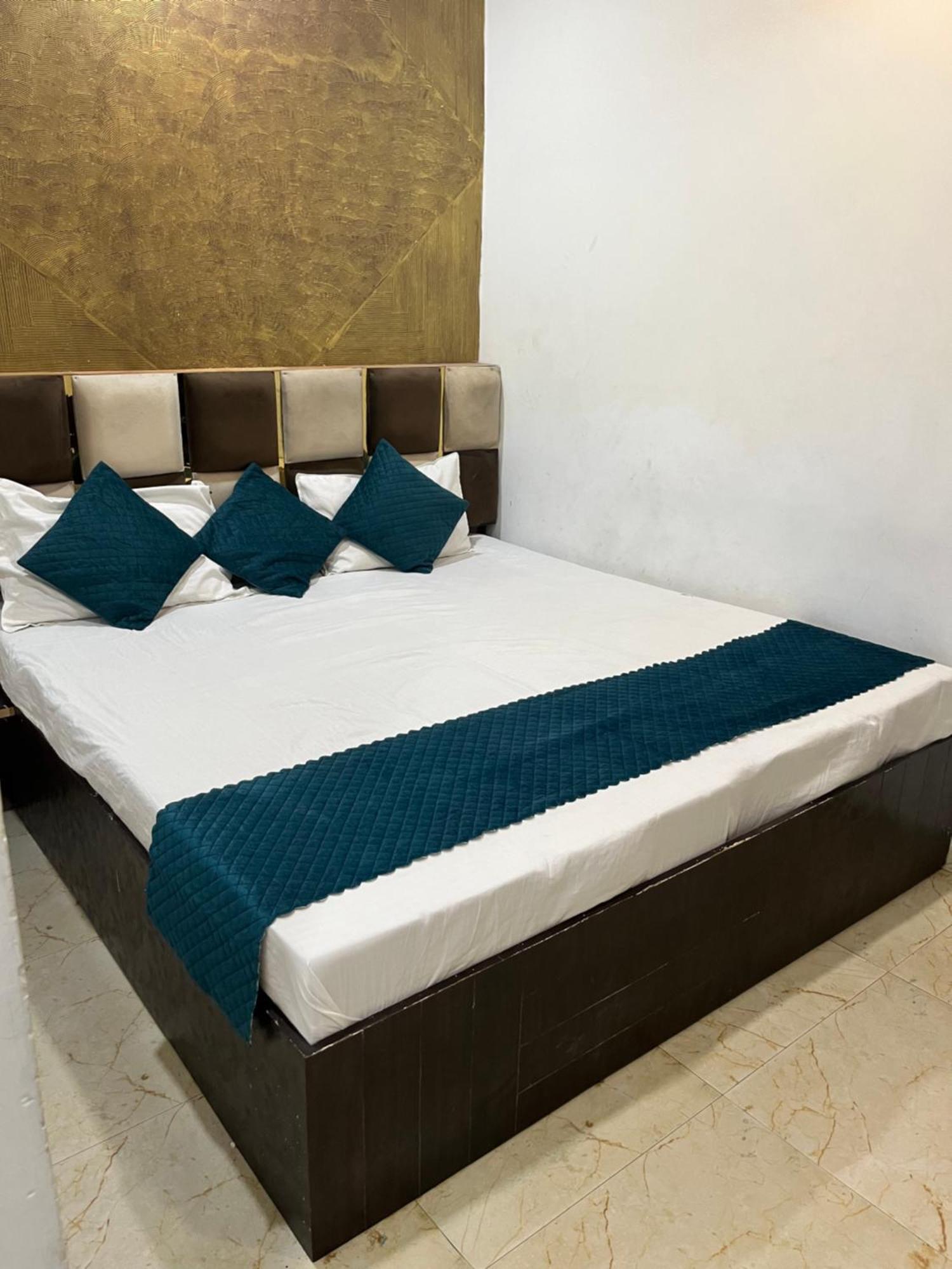 Sharma'S Bnb Amritsar Exterior foto