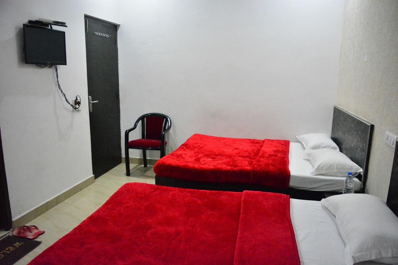 Sharma'S Bnb Amritsar Exterior foto