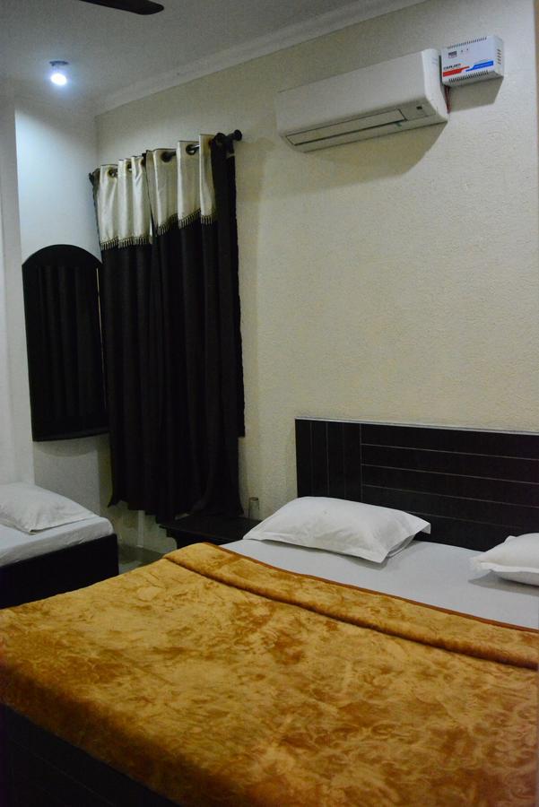 Sharma'S Bnb Amritsar Exterior foto